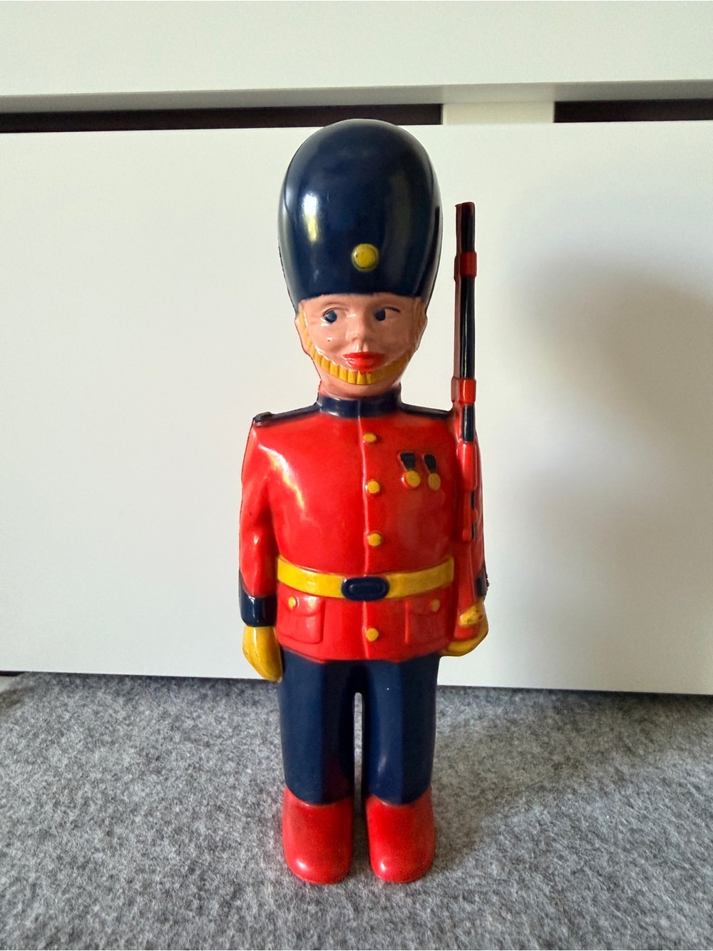Vintage Reliable Toys Dime Bank Soldier Guard Plastic Made in Canada 7.5”